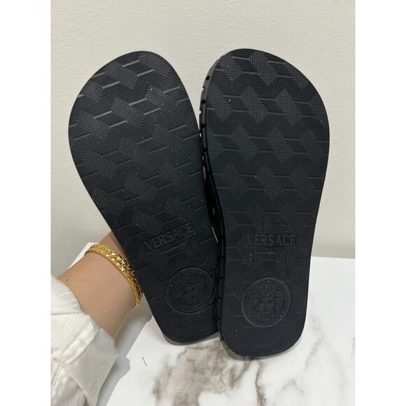 Versace Greca Greek Key Flip Flops  Size 37 - Picture 3 of 4